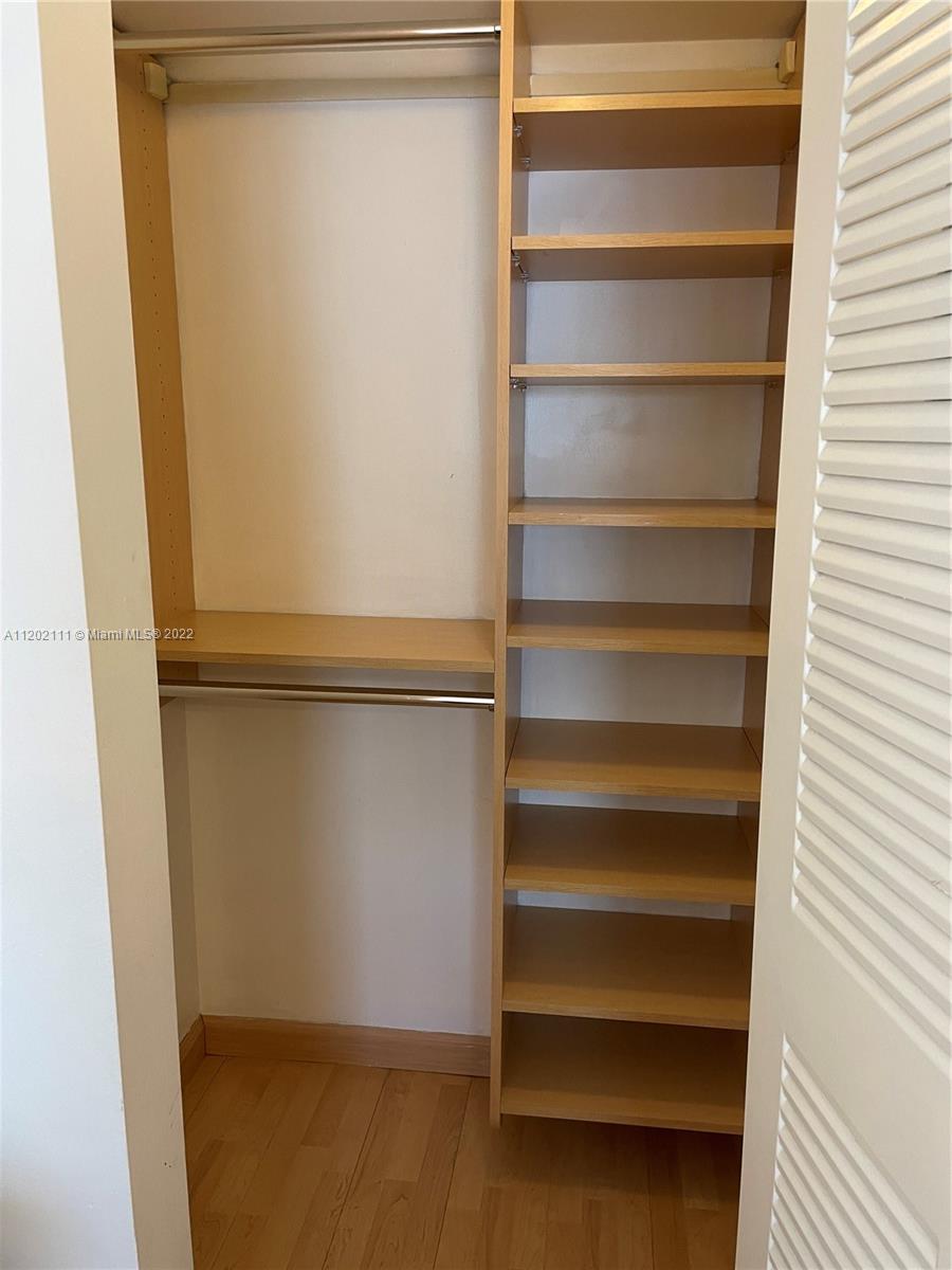 MYSTIC POINTE TOWER 600 C - Residential Lease