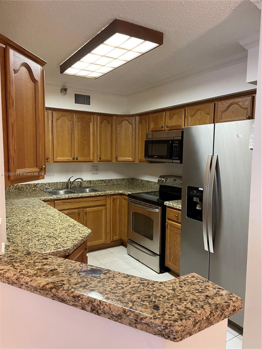 MYSTIC POINTE TOWER 600 C - Residential Lease