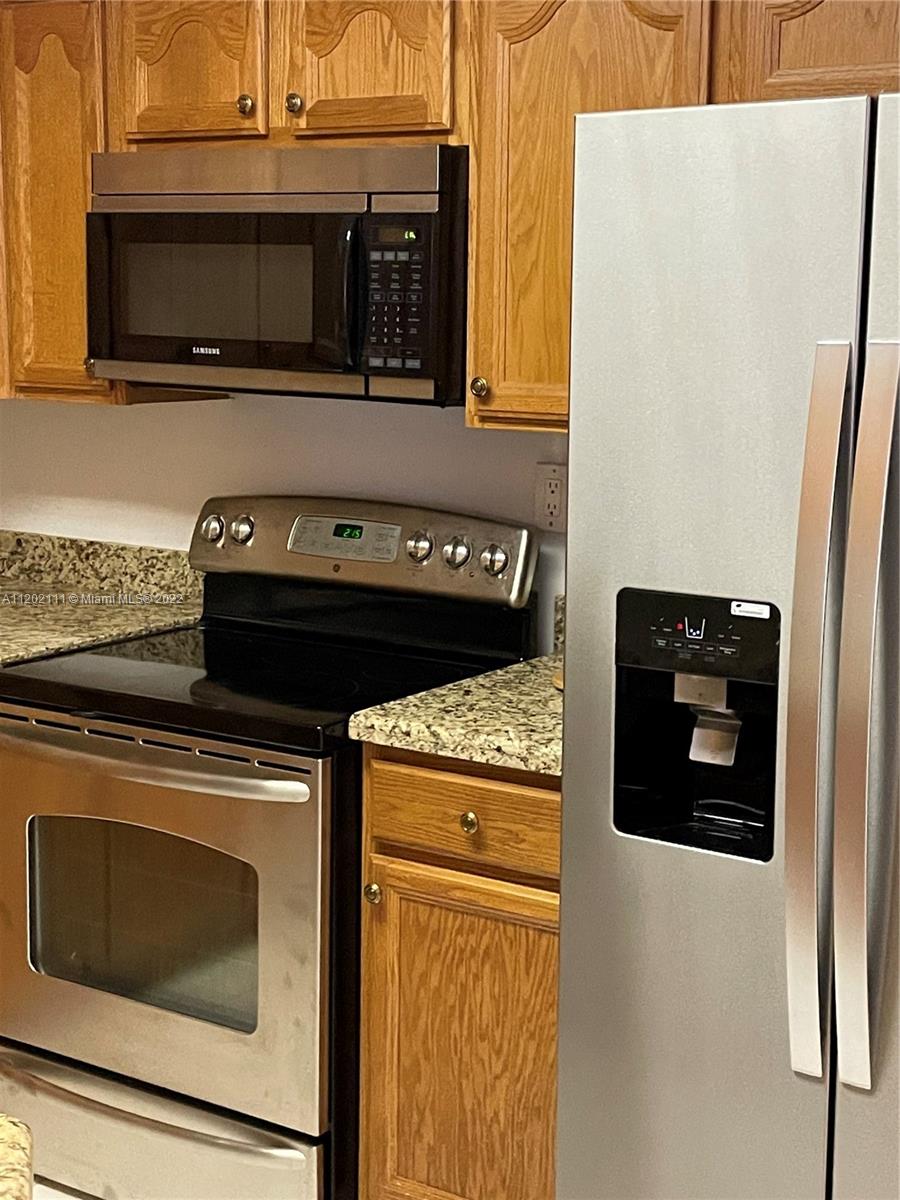 MYSTIC POINTE TOWER 600 C - Residential Lease