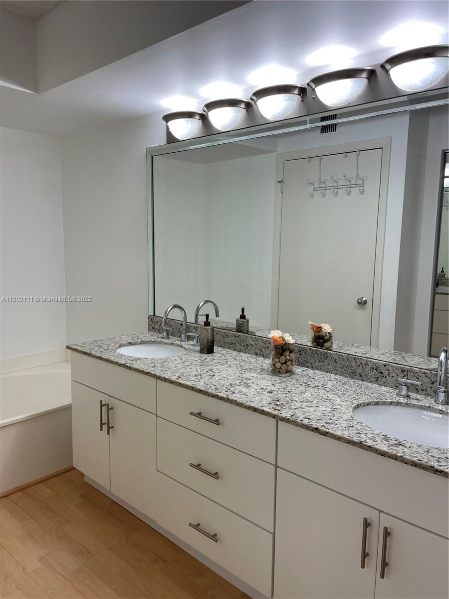 MYSTIC POINTE TOWER 600 C - Residential Lease