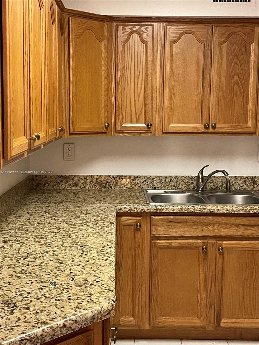 MYSTIC POINTE TOWER 600 C - Residential Lease