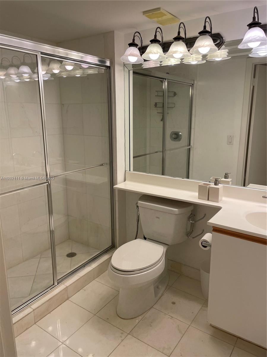 MYSTIC POINTE TOWER 600 C - Residential Lease