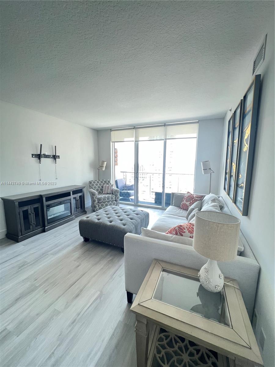 ONE MIAMI WEST CONDO - Residential Lease