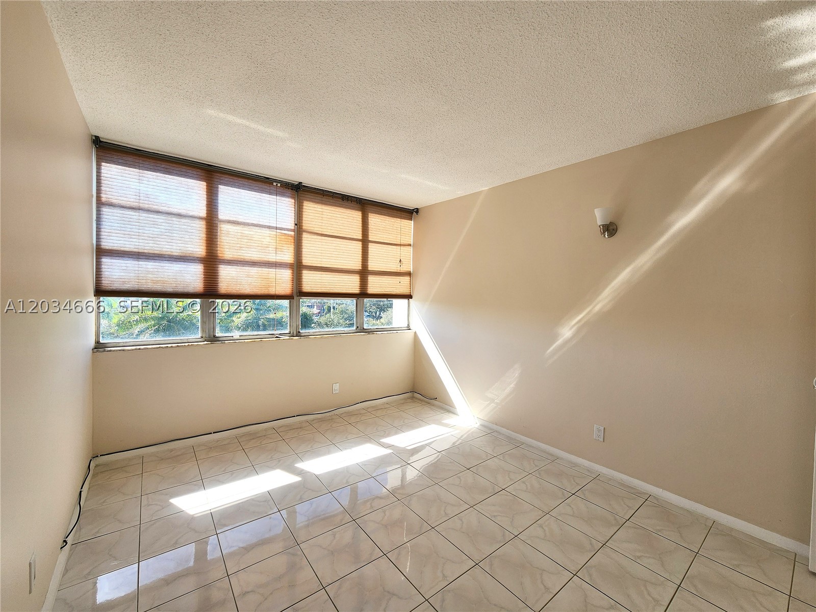 CRESTVIEW TOWERS CONDO - Residential