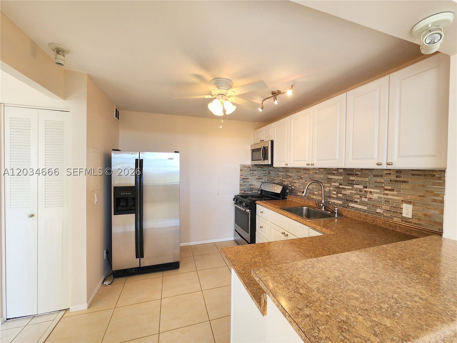 CRESTVIEW TOWERS CONDO - Residential