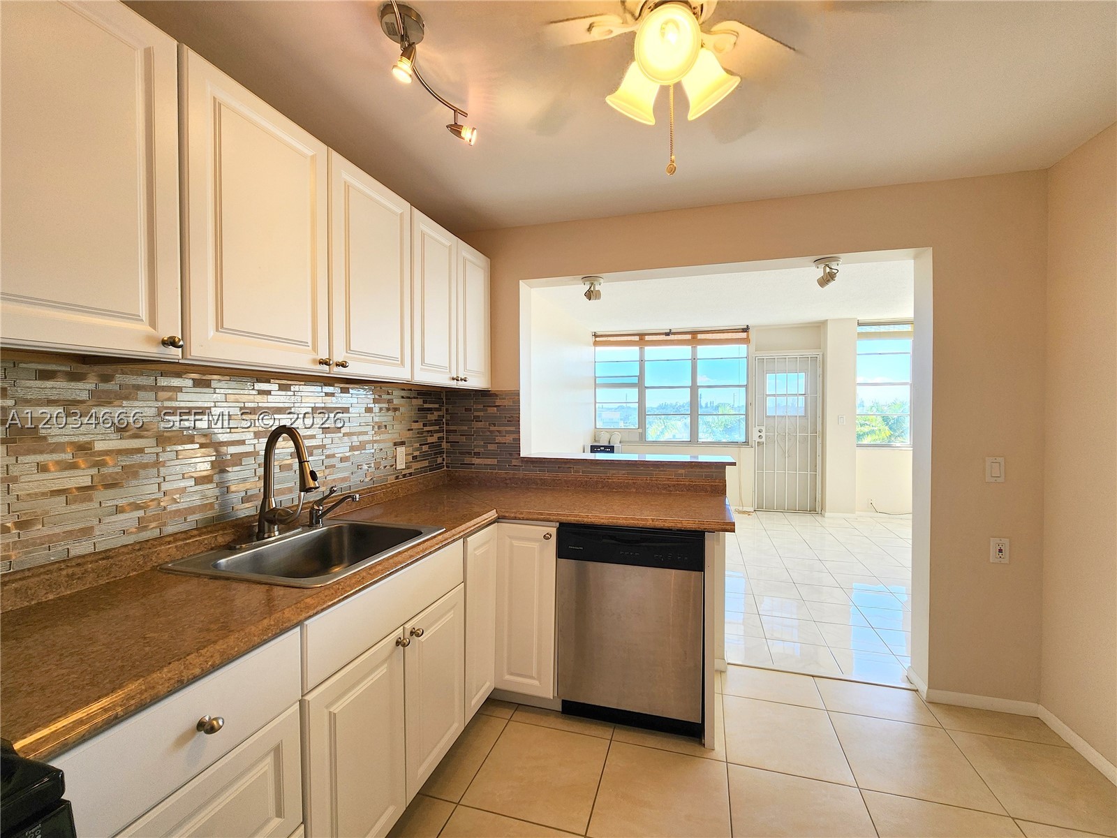 CRESTVIEW TOWERS CONDO - Residential