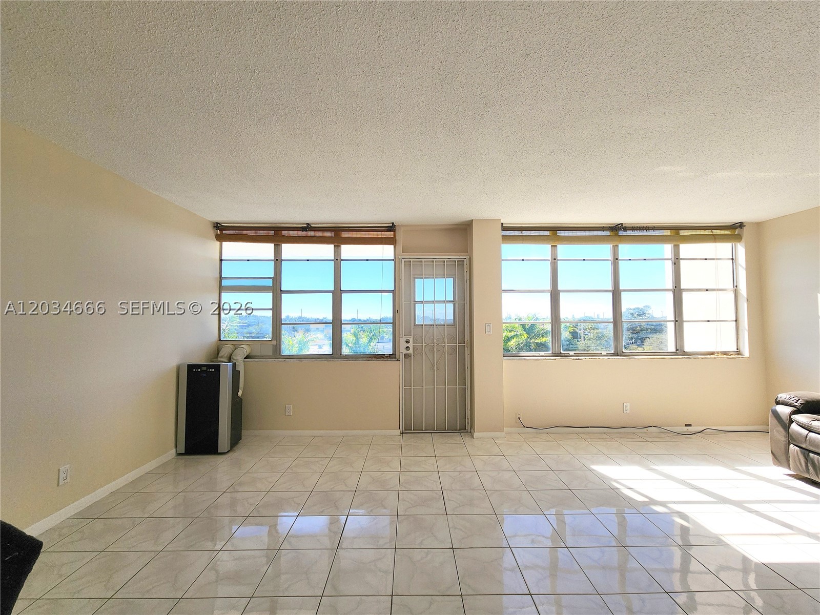 CRESTVIEW TOWERS CONDO - Residential