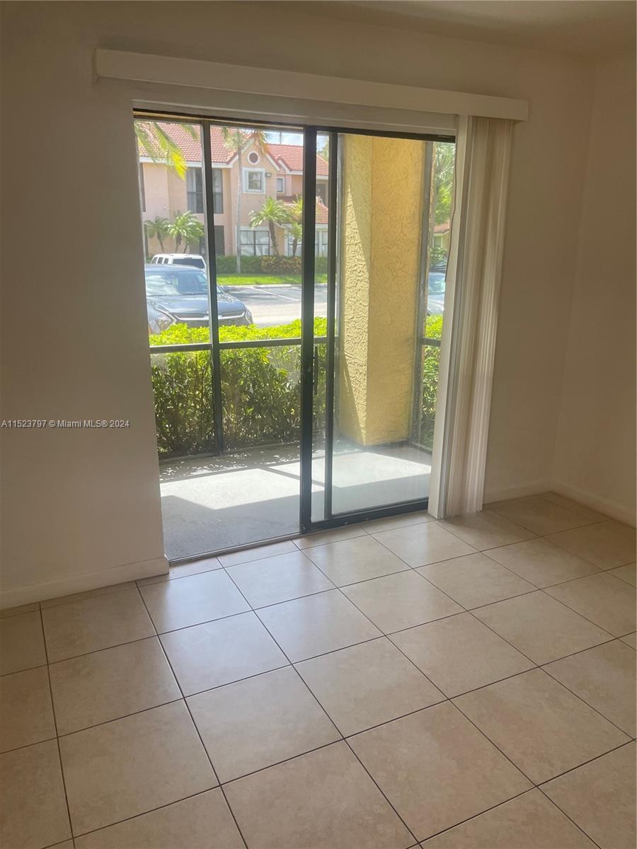 BISCAYNE BEACH CLUB CONDO - Residential