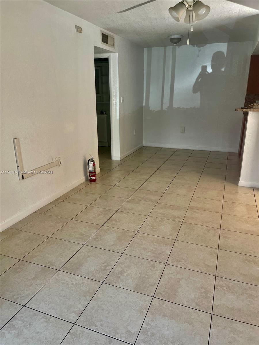 BISCAYNE BEACH CLUB CONDO - Residential