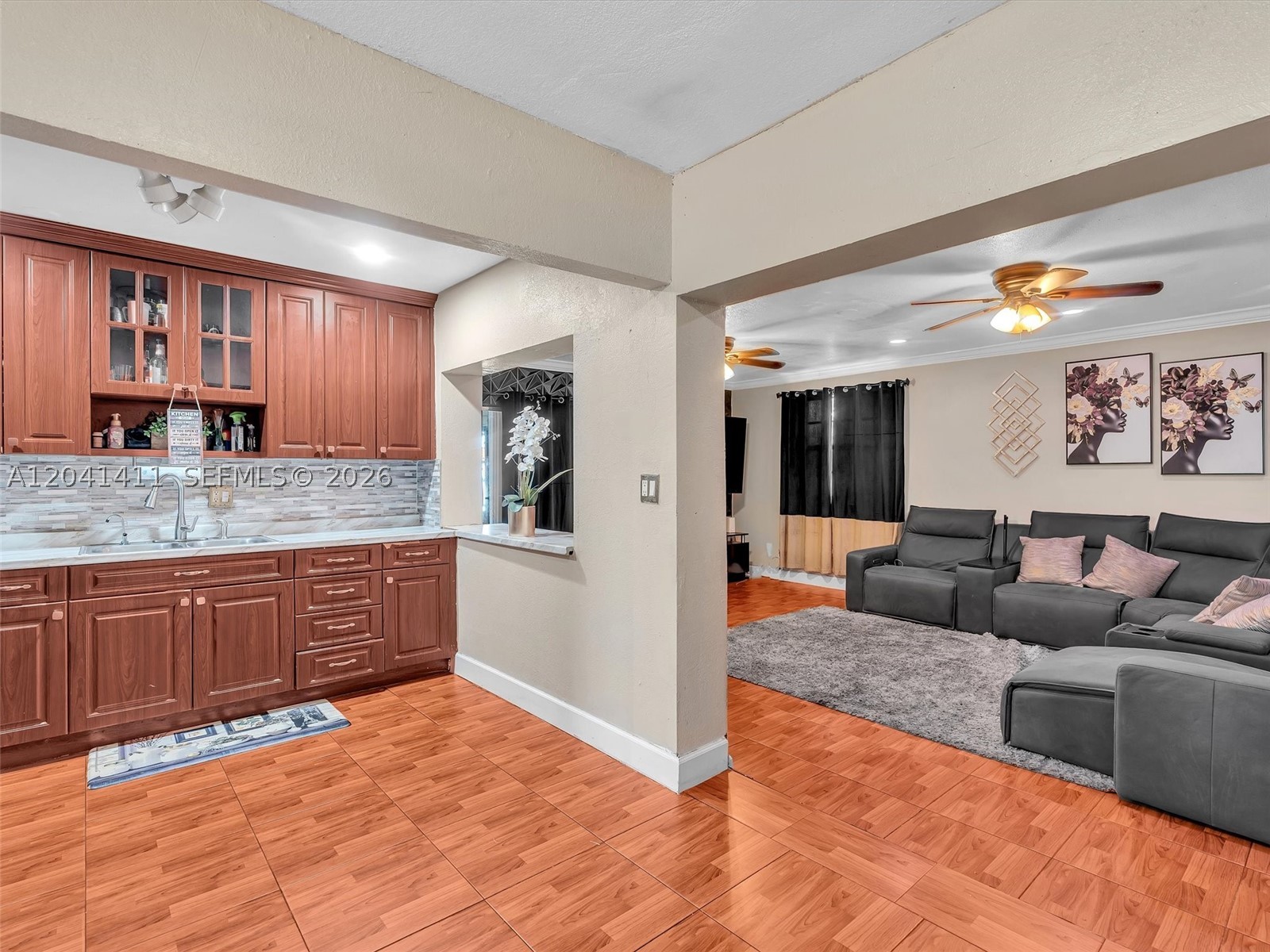 MIAMI GARDENS MANOR SEC 4 - Residential