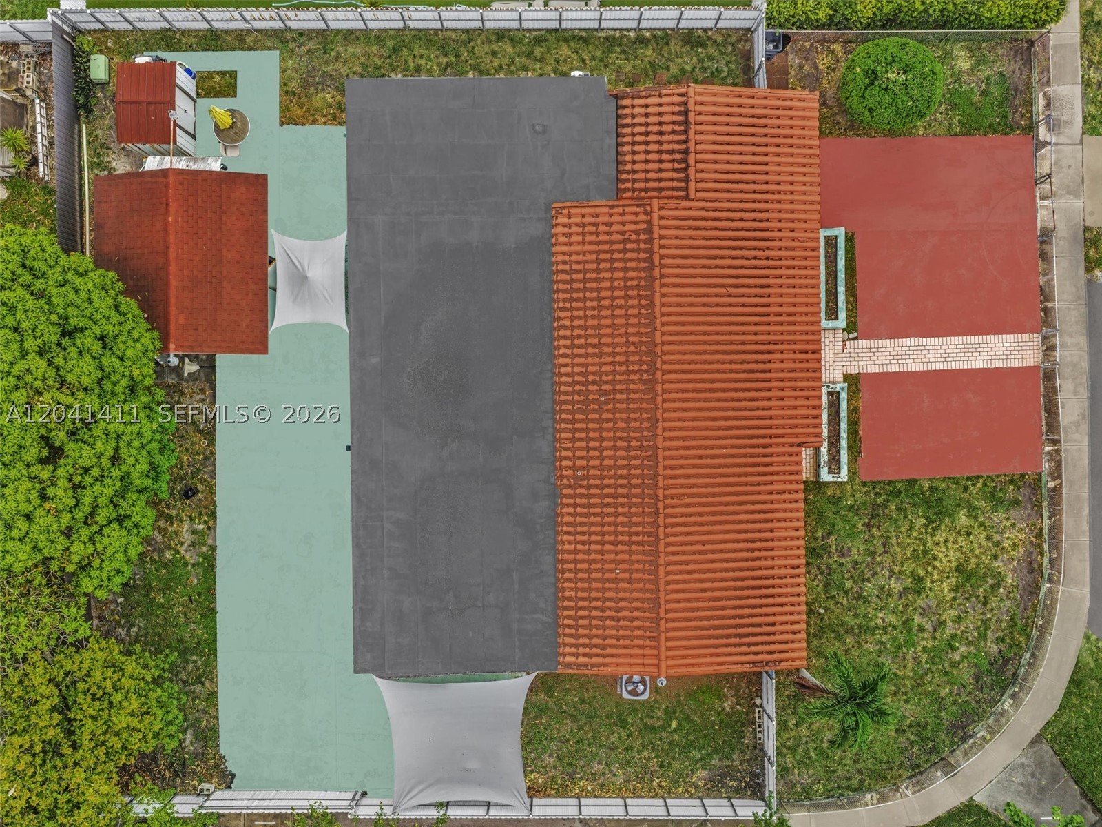MIAMI GARDENS MANOR SEC 4 - Residential