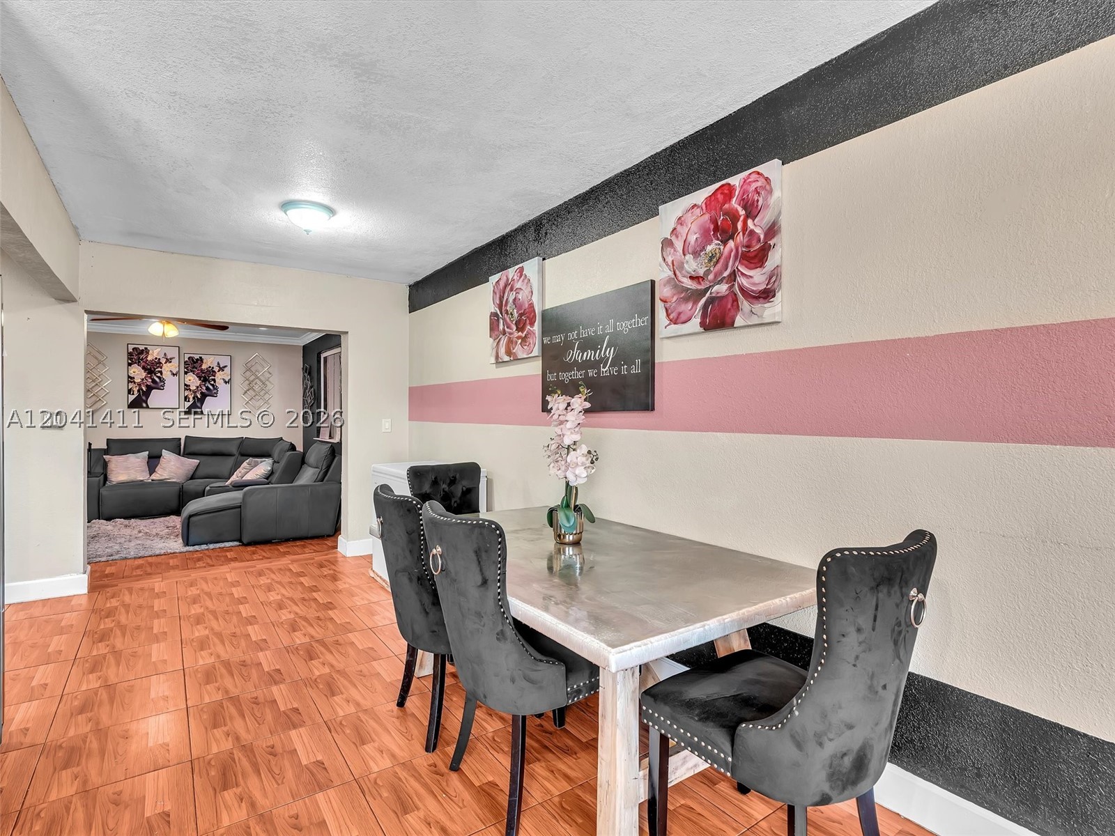 MIAMI GARDENS MANOR SEC 4 - Residential