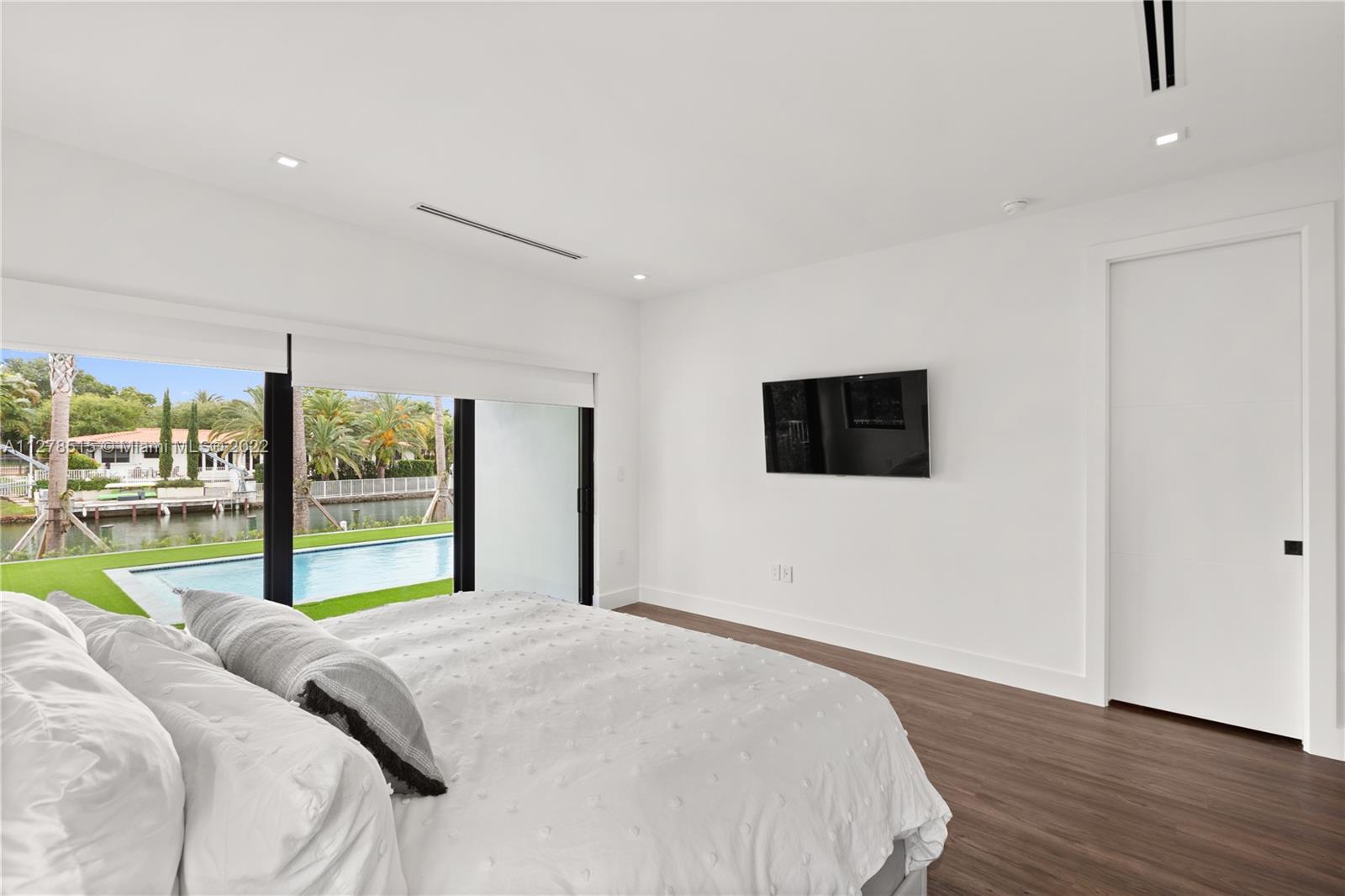 C GABLES RIV SEC 2 REV - Residential
