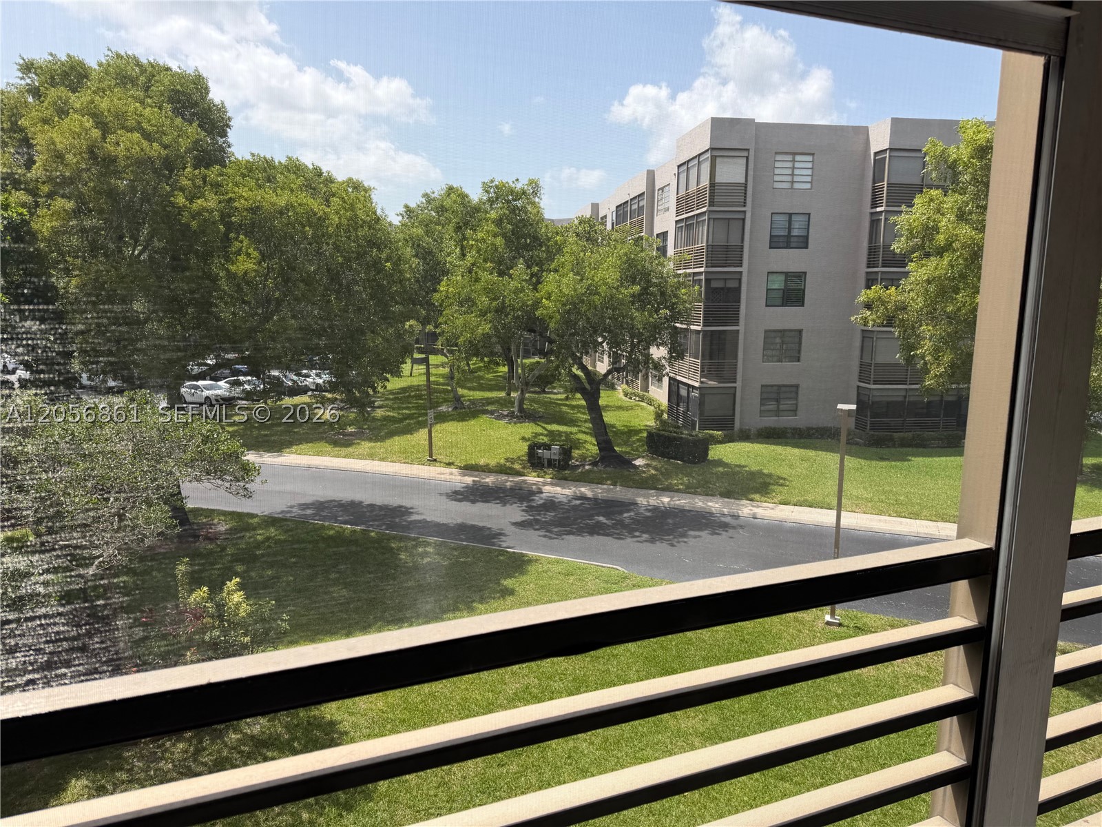 COLONY POINT CONDOMINIUMS - Residential