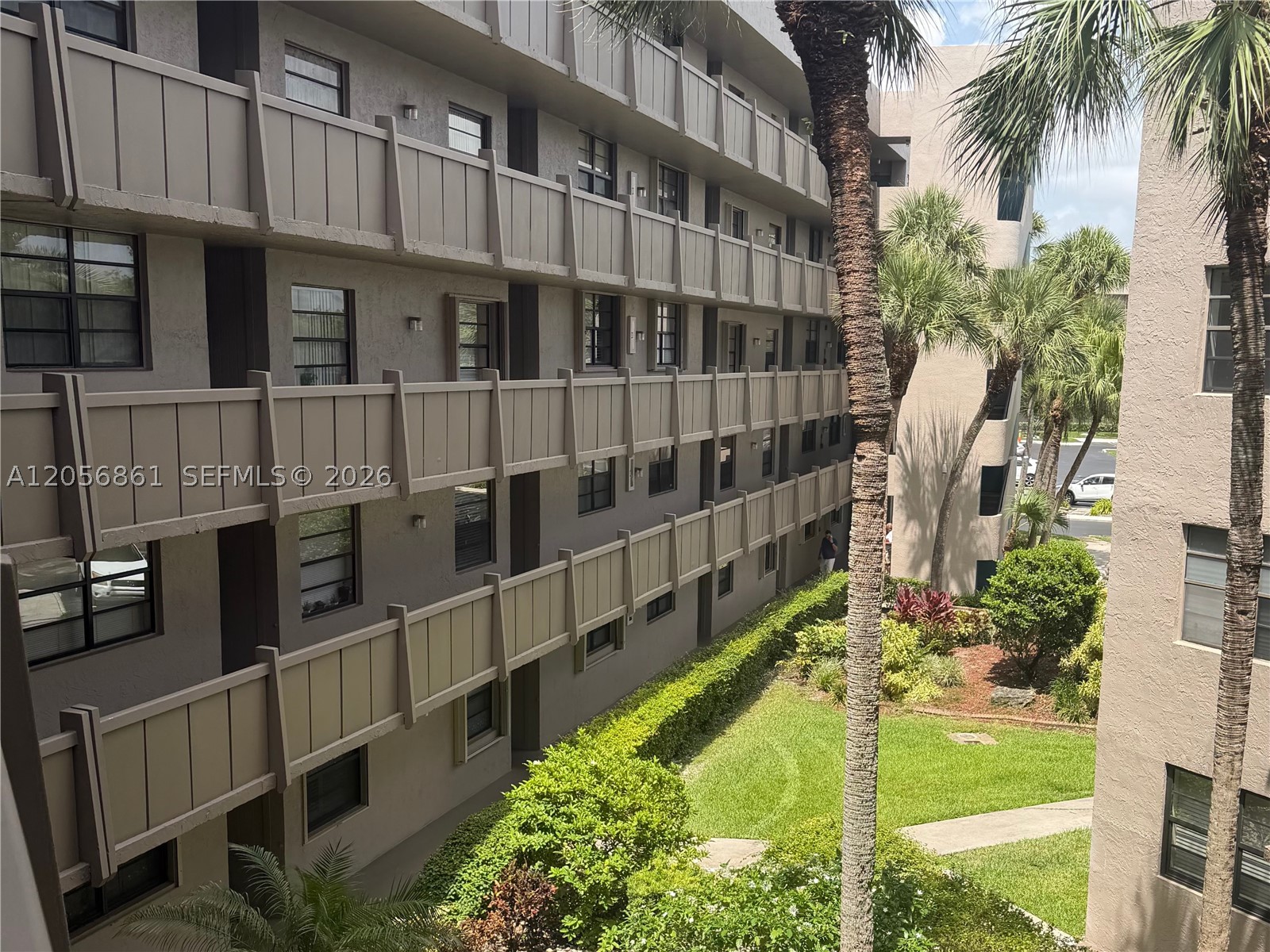 COLONY POINT CONDOMINIUMS - Residential