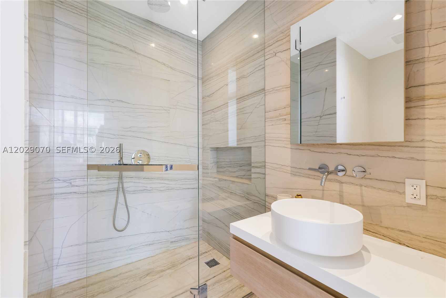 8701 COLLINS AVE CONDO - Residential Lease