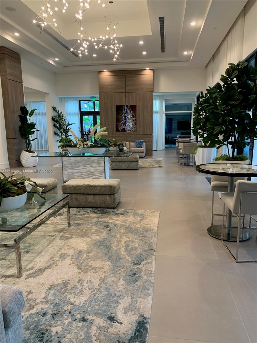 URBANA AT DORAL - Residential Lease