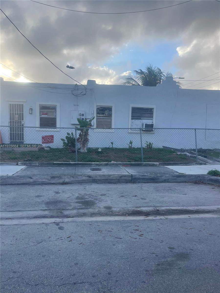 Beautiful 3-bedroom, 2-bath home located in the heart of Miami! This centrally situated property offers convenient access to major highways, stunning beaches, Miami International Airport, shopping centers, dining, and entertainment.

Priced right and full of potential, this home is perfect for a growing family or an excellent investment opportunity. Don’t miss your chance to own in one of Miami’s most desirable and accessible locations!