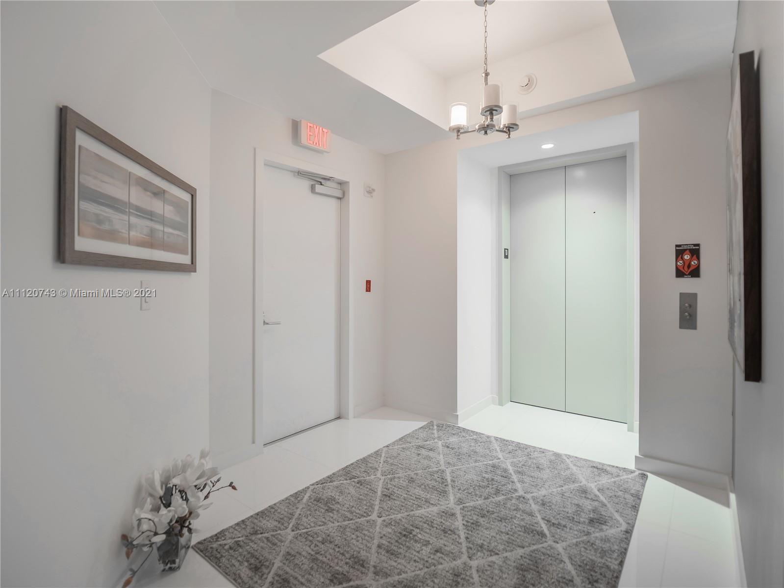 PARAMOUNT MIAMI WORLDCENTE - Residential Lease
