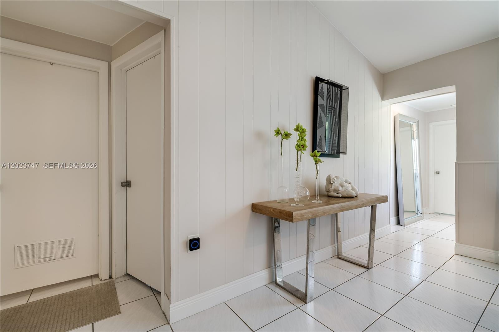 SUNILAND TERRACE - Residential Lease