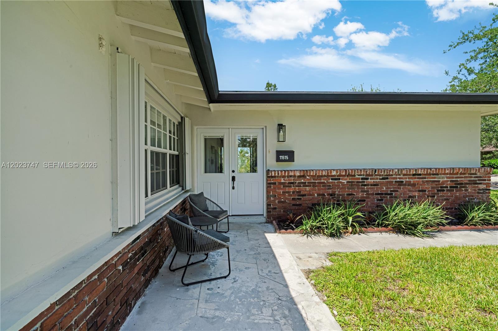 SUNILAND TERRACE - Residential Lease
