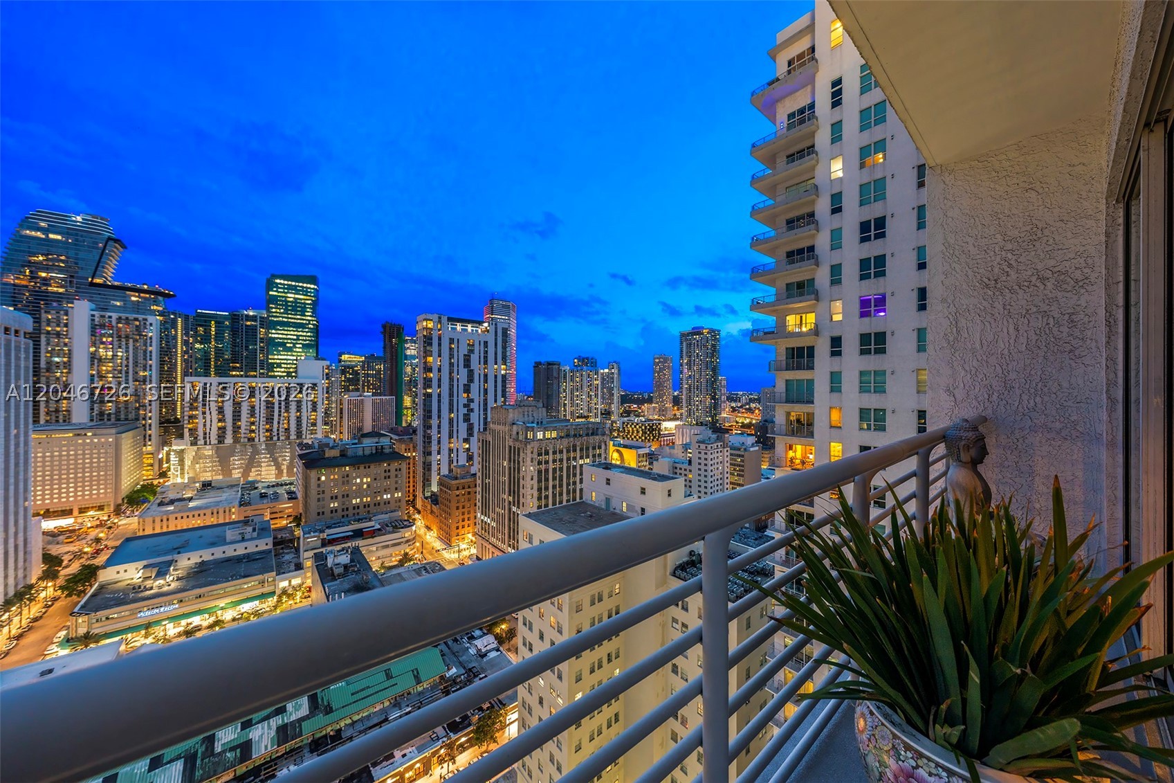 THE LOFT DOWNTOWN II COND - Residential