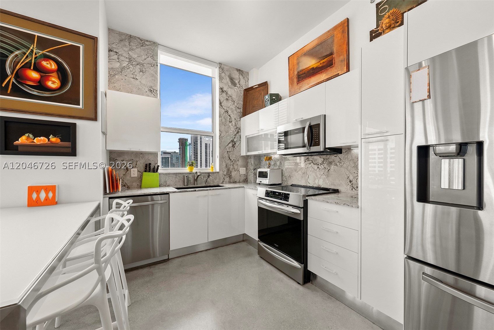THE LOFT DOWNTOWN II COND - Residential