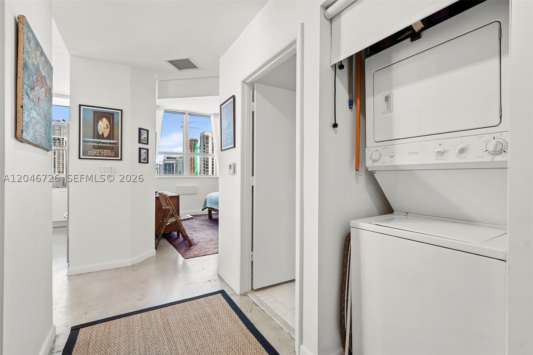 THE LOFT DOWNTOWN II COND - Residential
