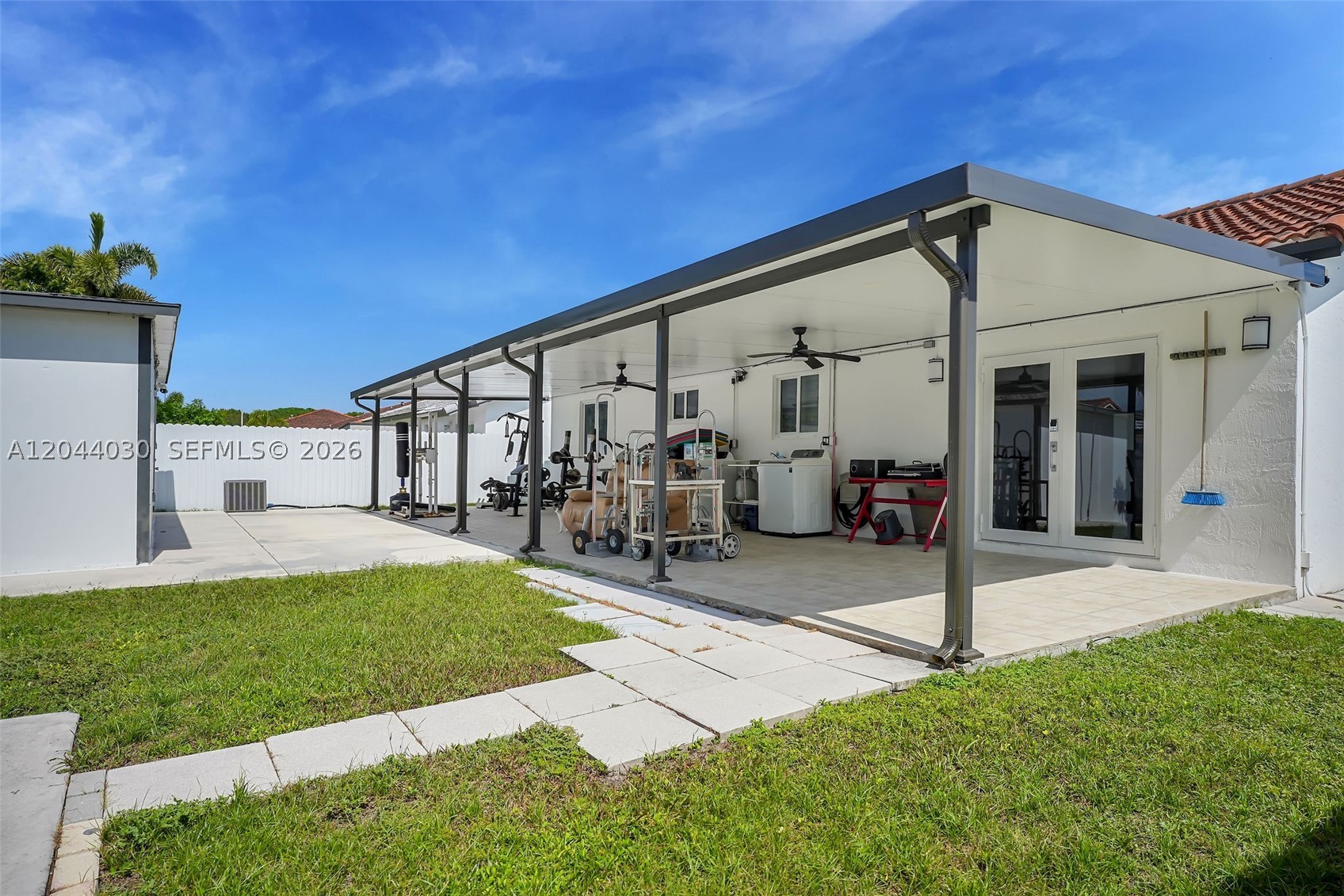 Estate Homes - Residential