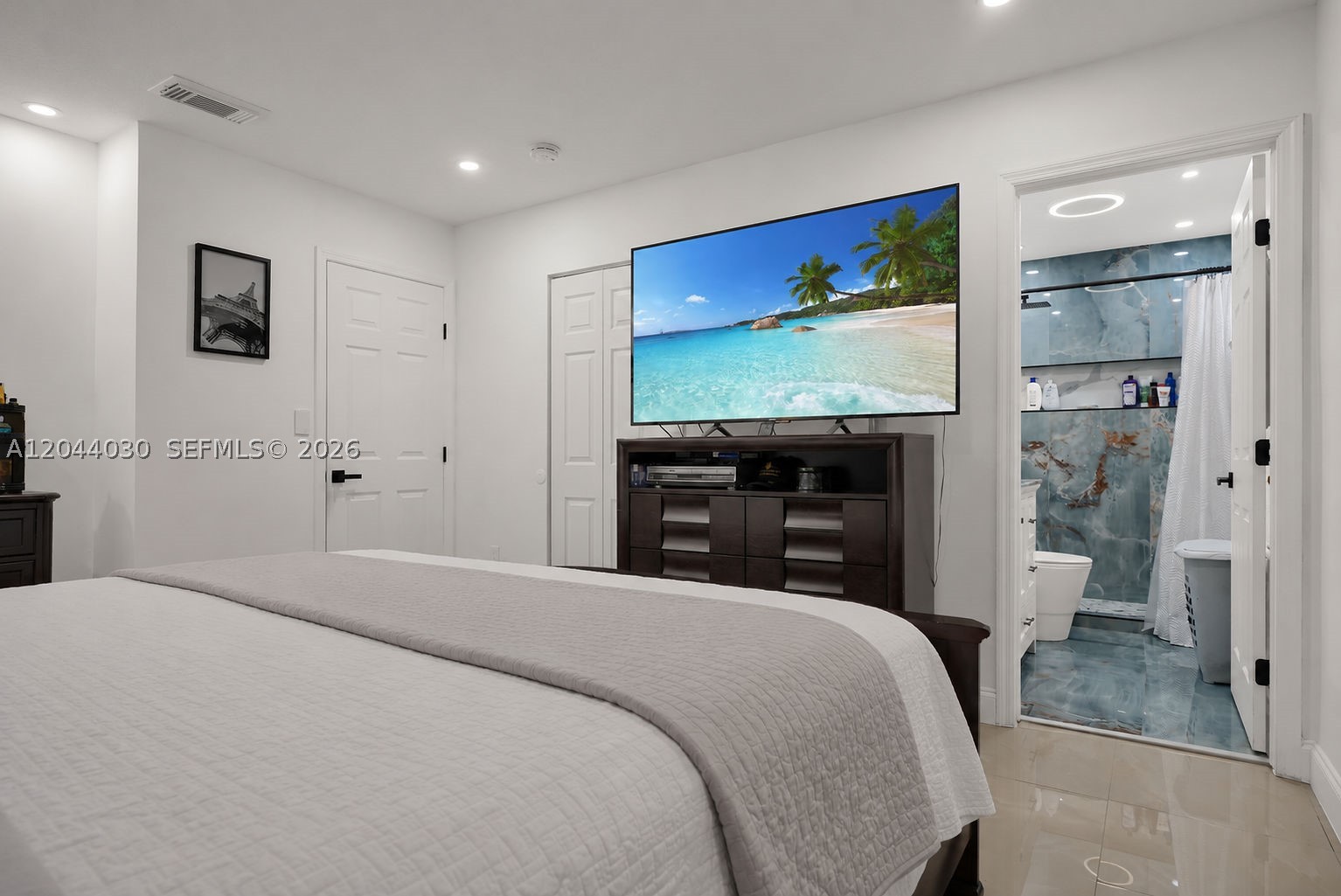 Estate Homes - Residential
