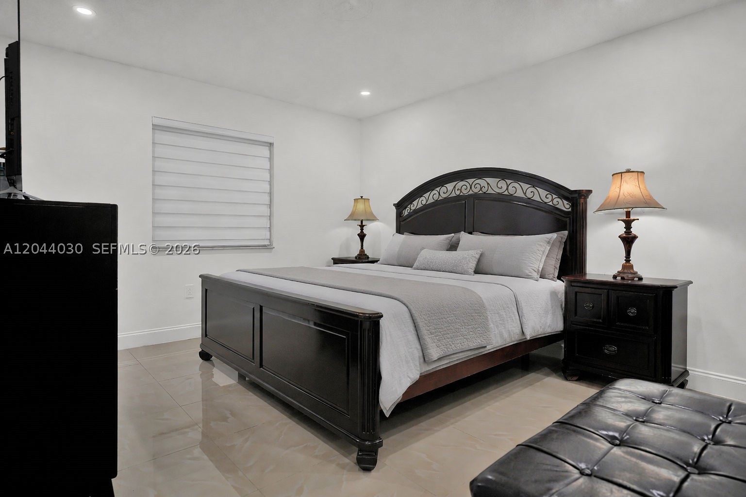 Estate Homes - Residential