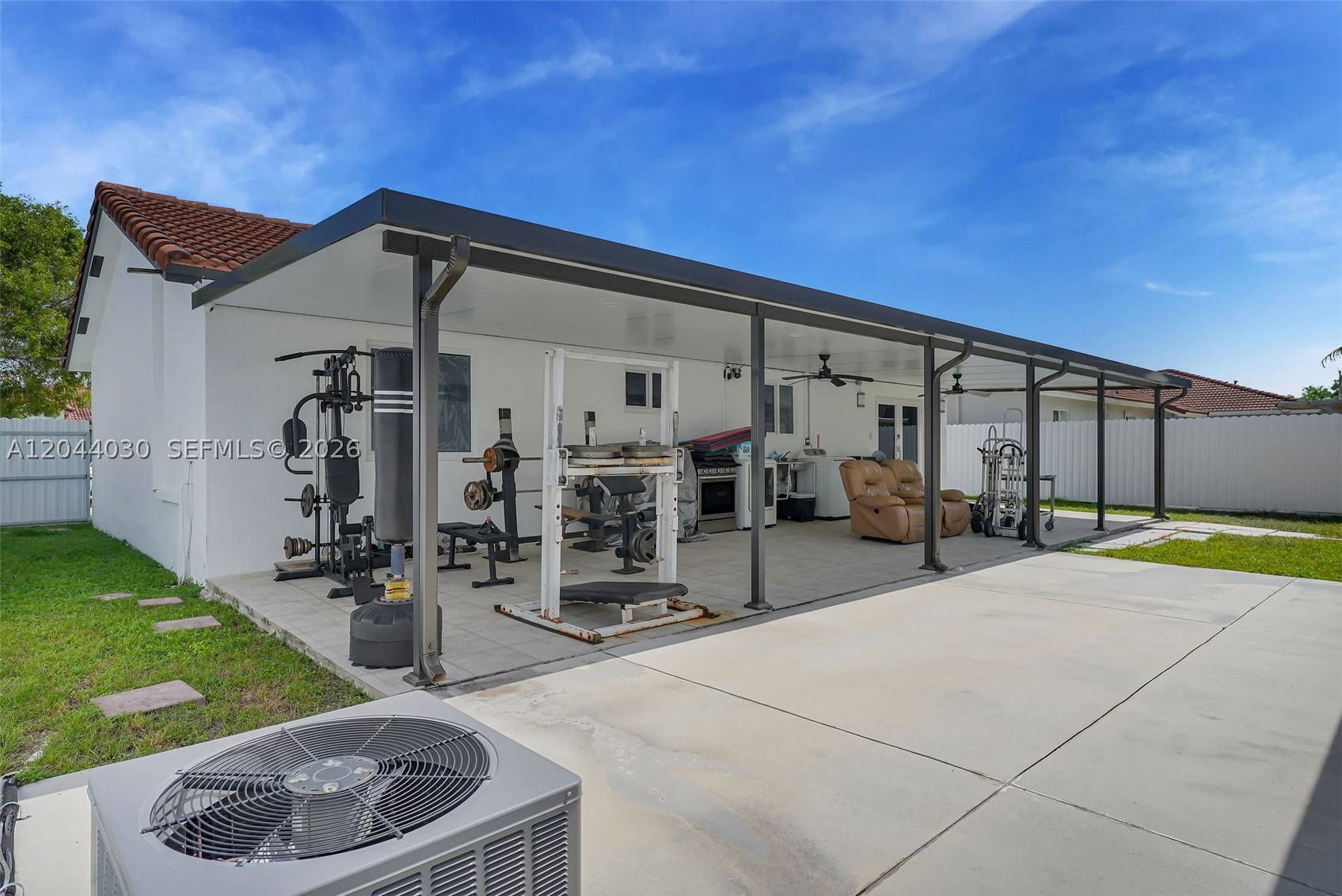 Estate Homes - Residential