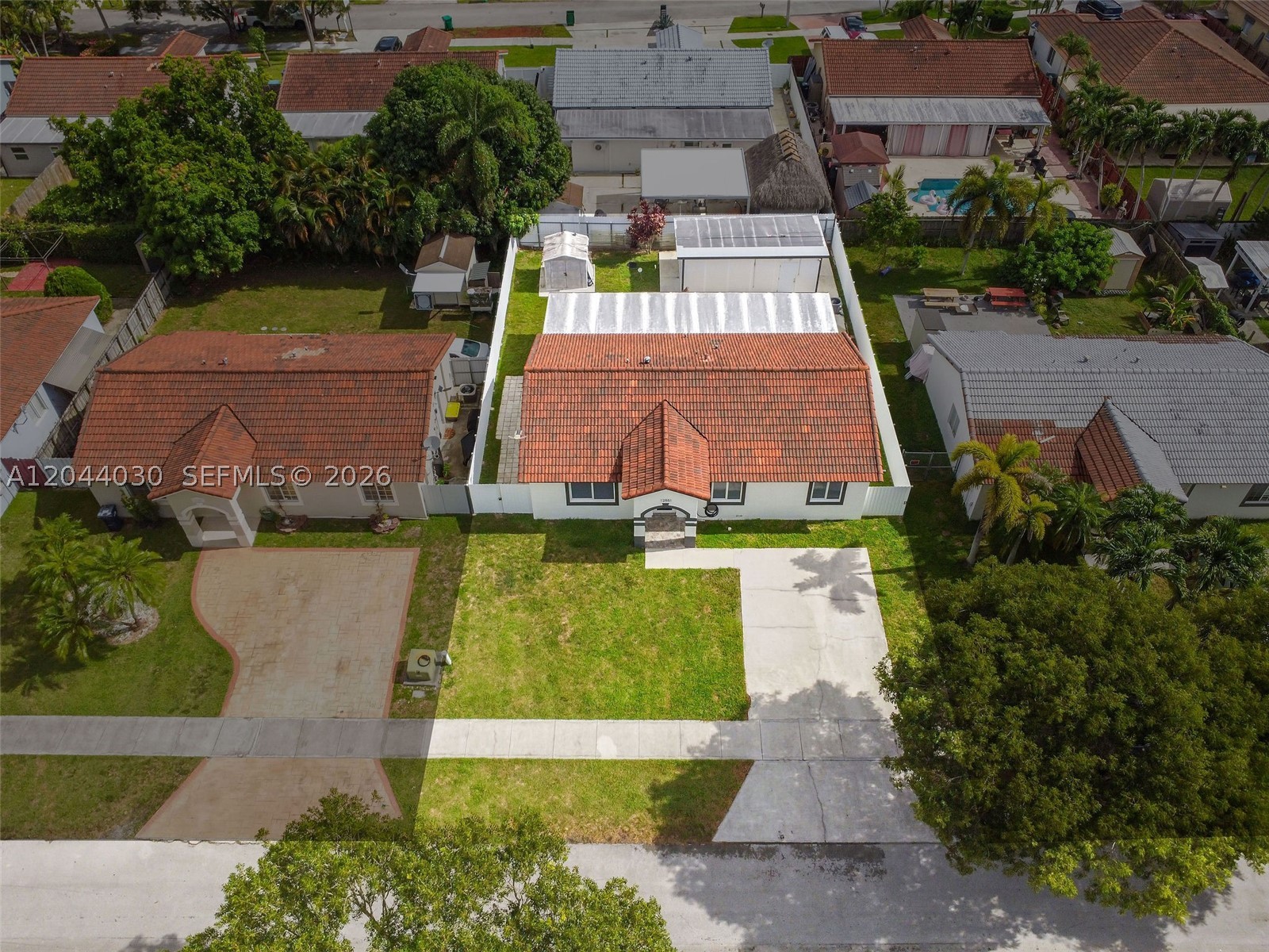 Estate Homes - Residential