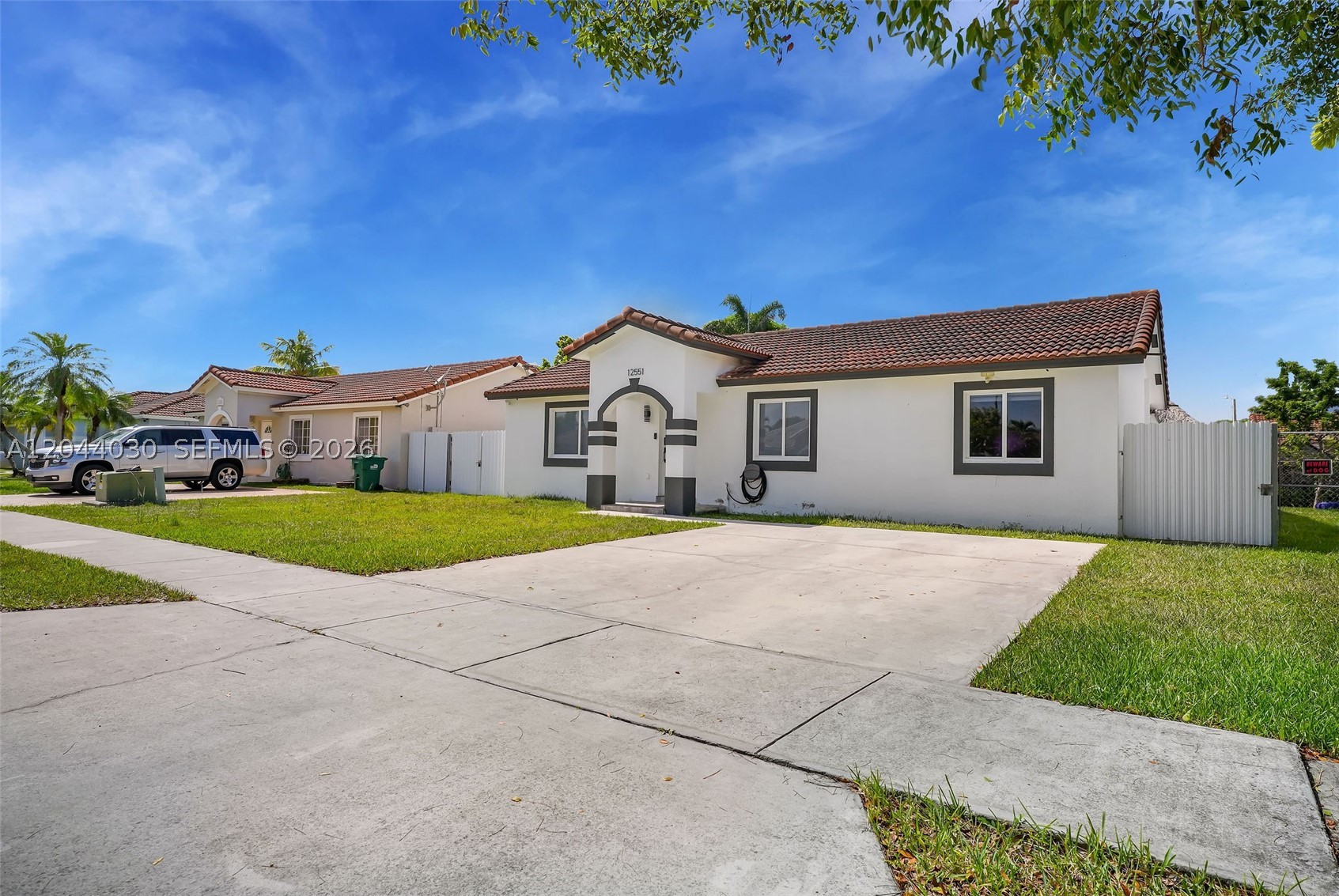 Estate Homes - Residential
