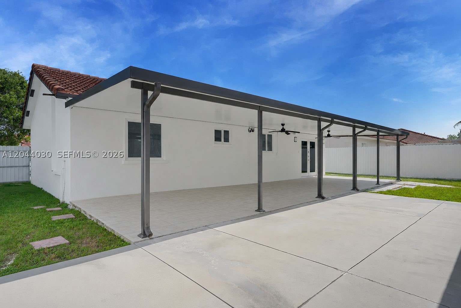 Estate Homes - Residential