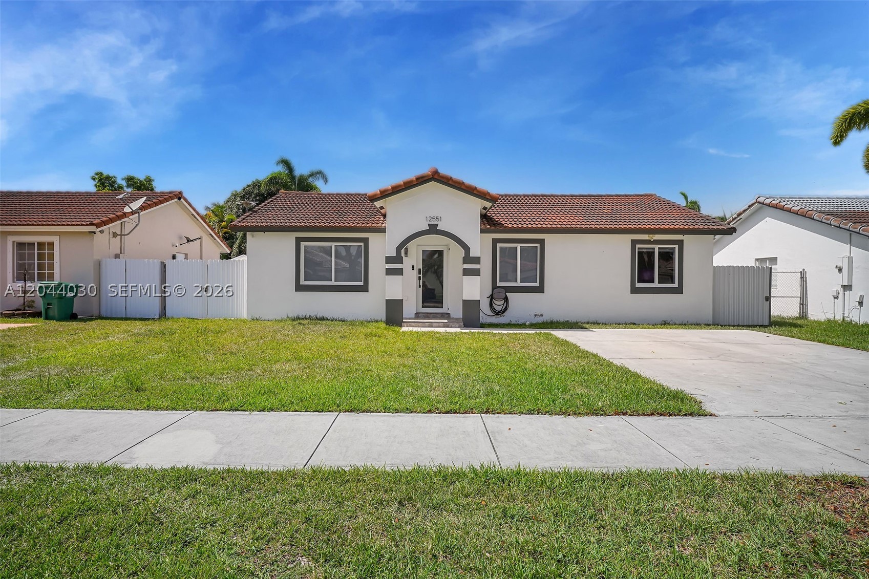 Estate Homes - Residential