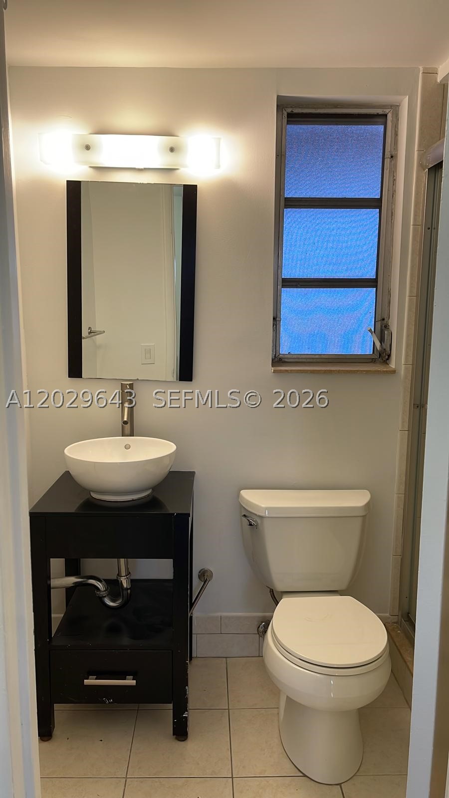 FERNWOODS CONDO NO 1 - Residential Lease