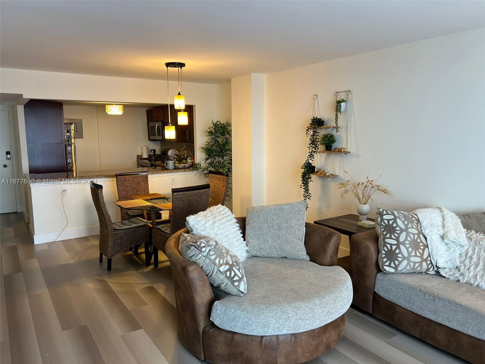 GOLDEN HORN SOUTH CONDO - Residential