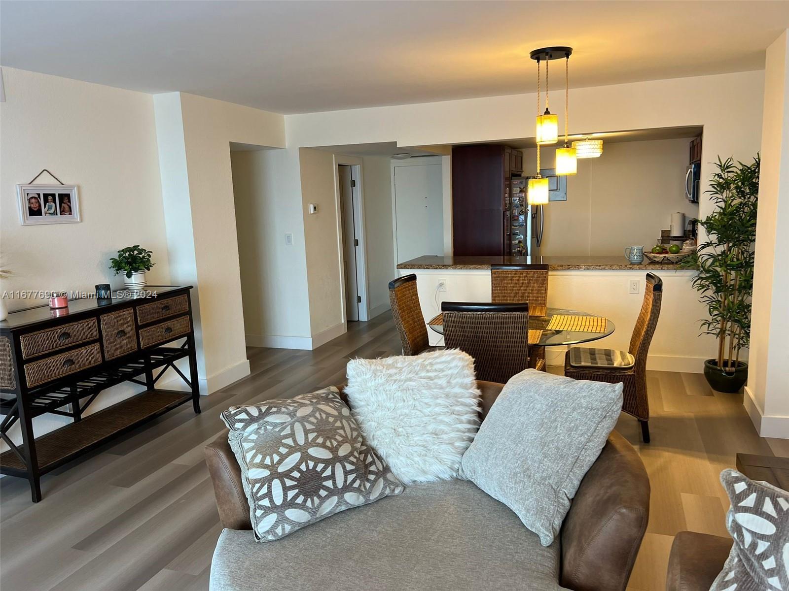 GOLDEN HORN SOUTH CONDO - Residential