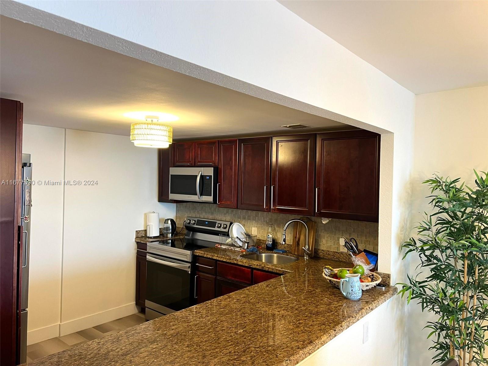 GOLDEN HORN SOUTH CONDO - Residential