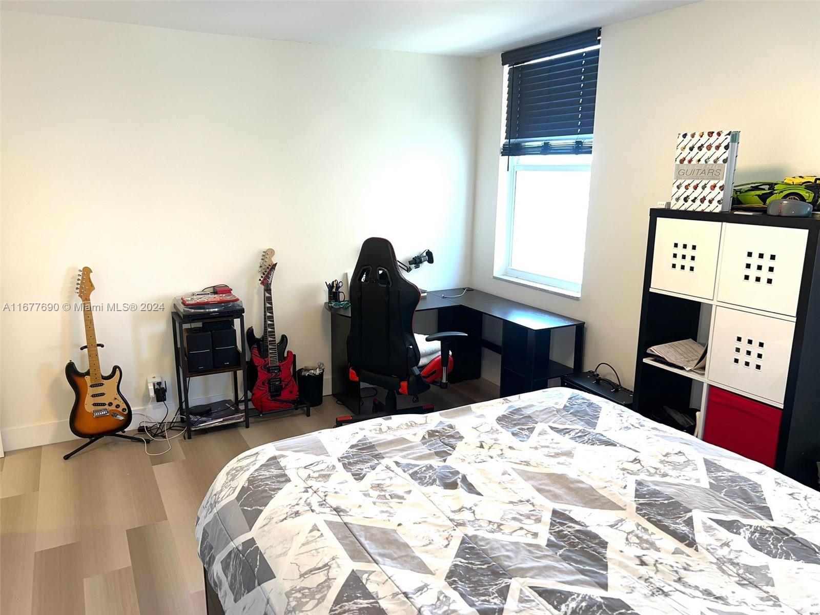 GOLDEN HORN SOUTH CONDO - Residential