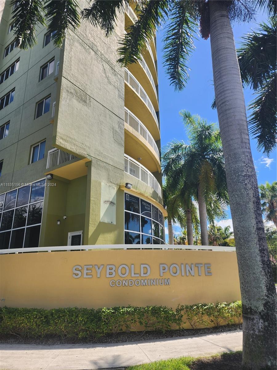 SEYBOLD POINTE CONDO - Residential Lease