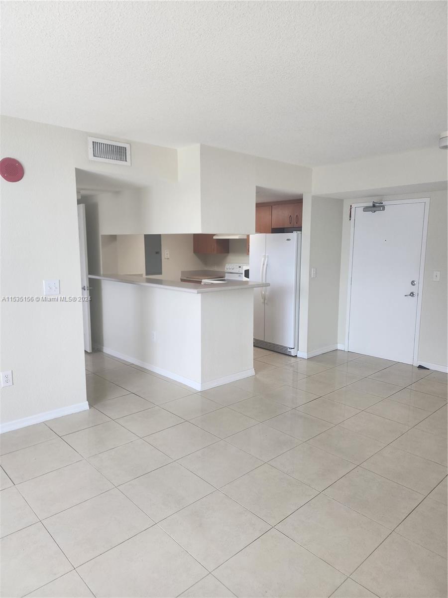 SEYBOLD POINTE CONDO - Residential Lease
