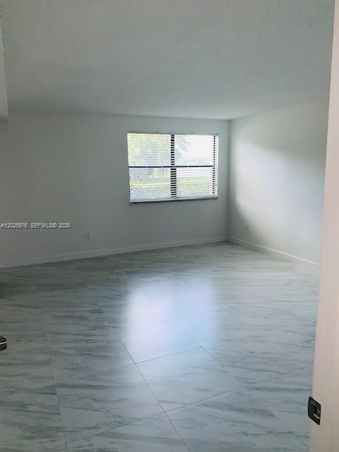 FAIRWAYS AT BONAVENTURE C - Residential Lease