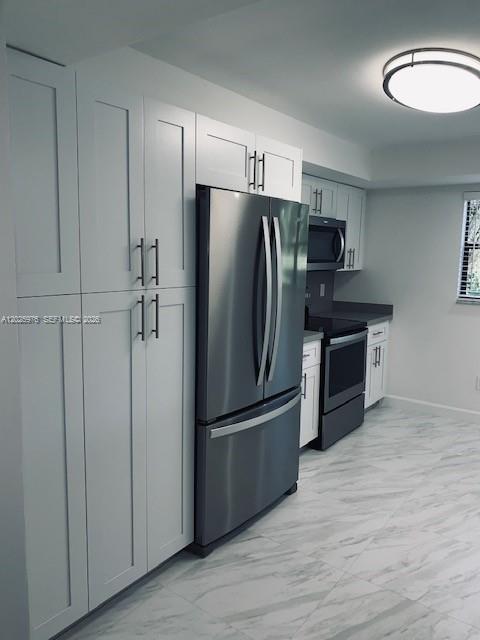 FAIRWAYS AT BONAVENTURE C - Residential Lease