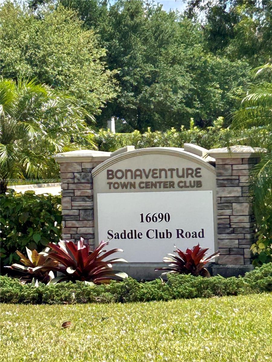 FAIRWAYS AT BONAVENTURE C - Residential Lease