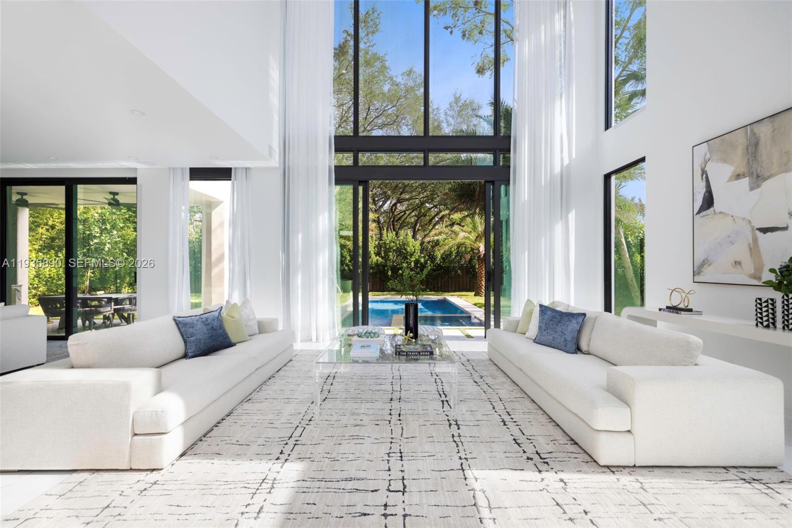 PINECREST VILLAS - Residential