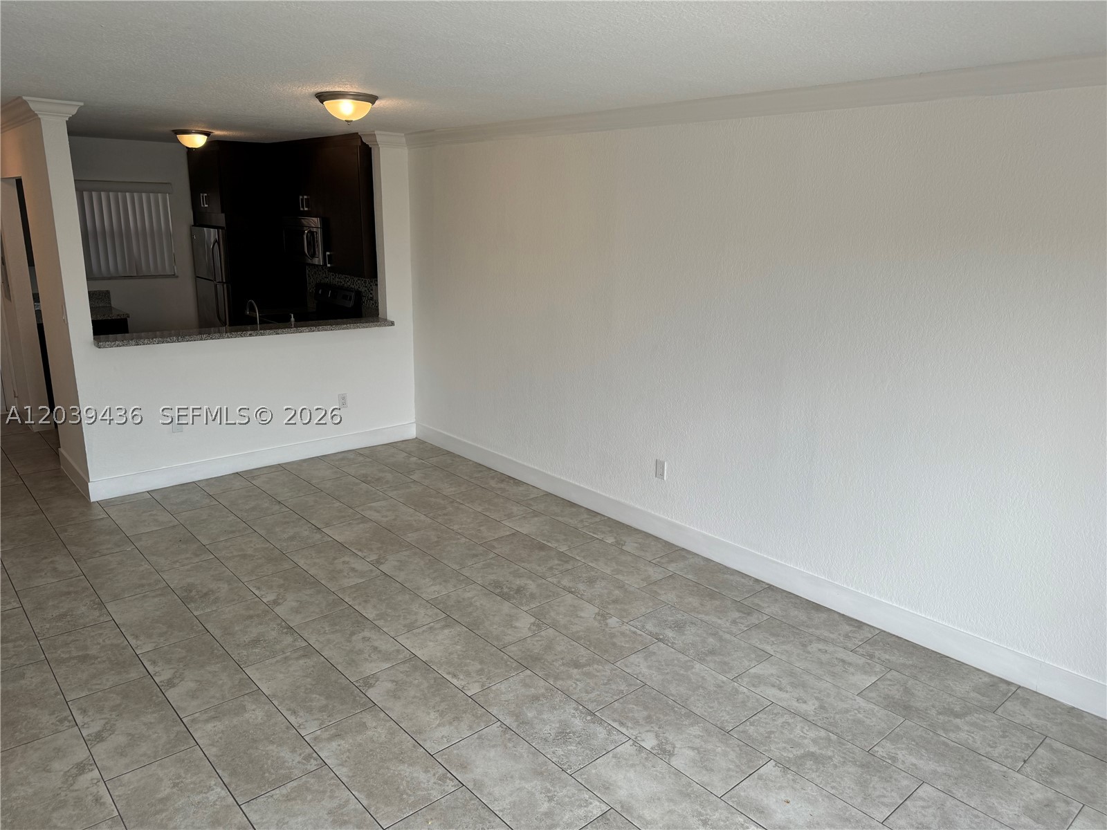 MALKY CONDO - Residential