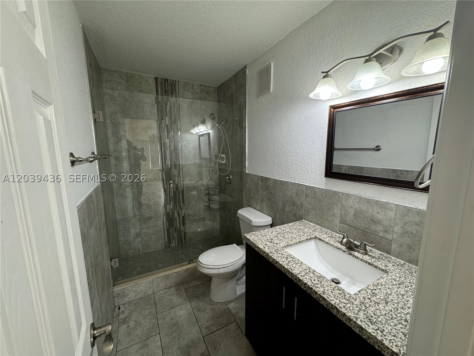 MALKY CONDO - Residential