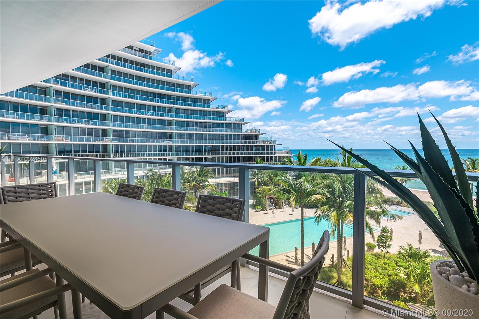 Auberge Beach Residences - Residential